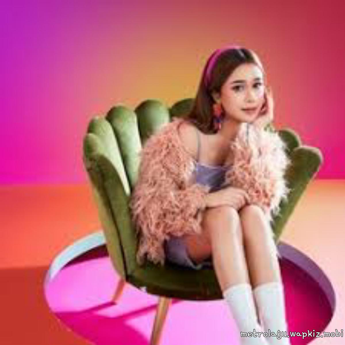 Brisia Jodie - Kisah Baru Orang Lama.mp3