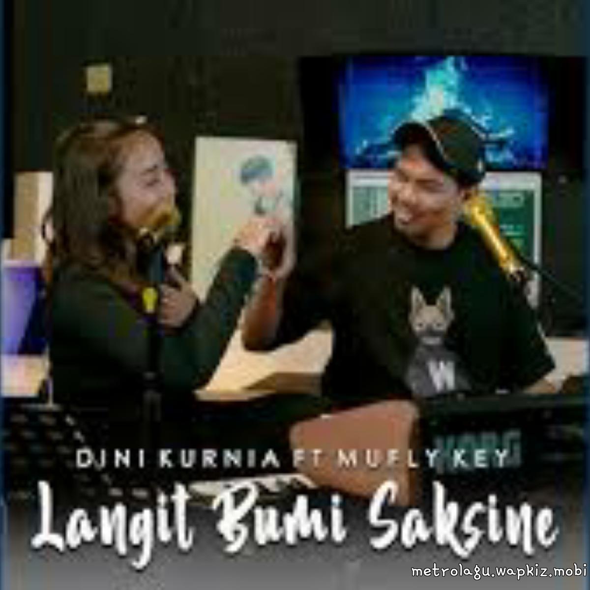 Dini Kurnia Feat Mufly Key - Langit Bumi Saksine.mp3