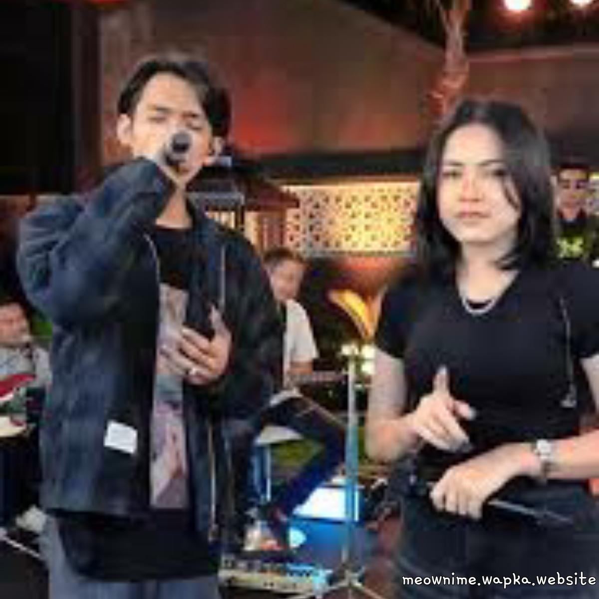 Sasya Arkhisna Ft Arya Galih - Tak Tunggu Balimu.mp3