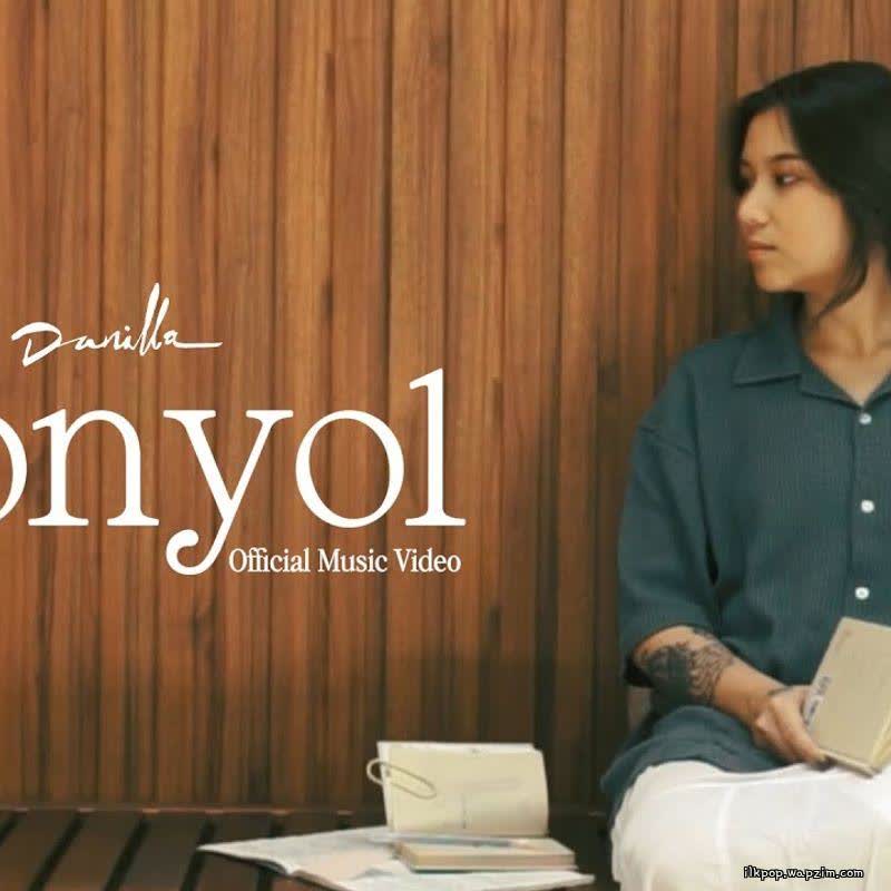 Danilla - Konyol.mp3