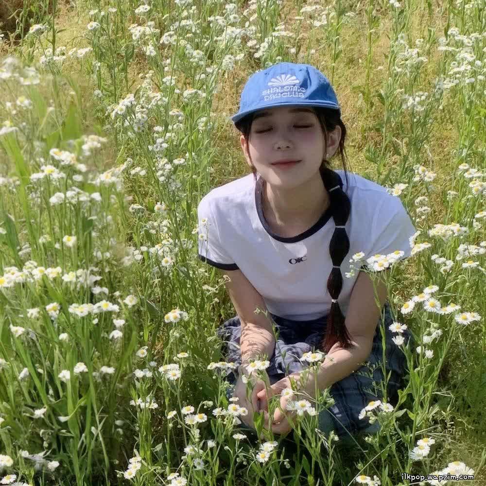 dahee - 봄이라서 (Because It's Spring).mp3